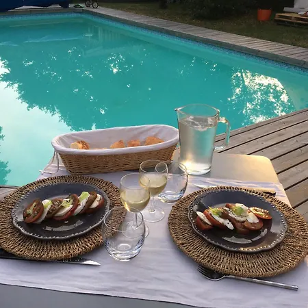 Bed & Breakfast La Maison Du Las 3*