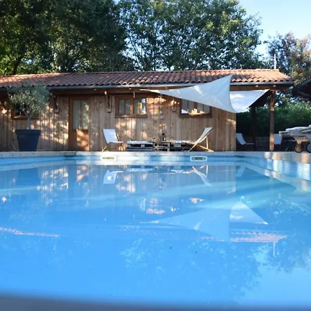 Bed & Breakfast La Maison Du Las 3*